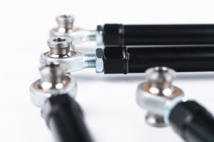 CNC71 - ADJUSTABLE REAR CONTROL ARMS BMW E8X/E9X